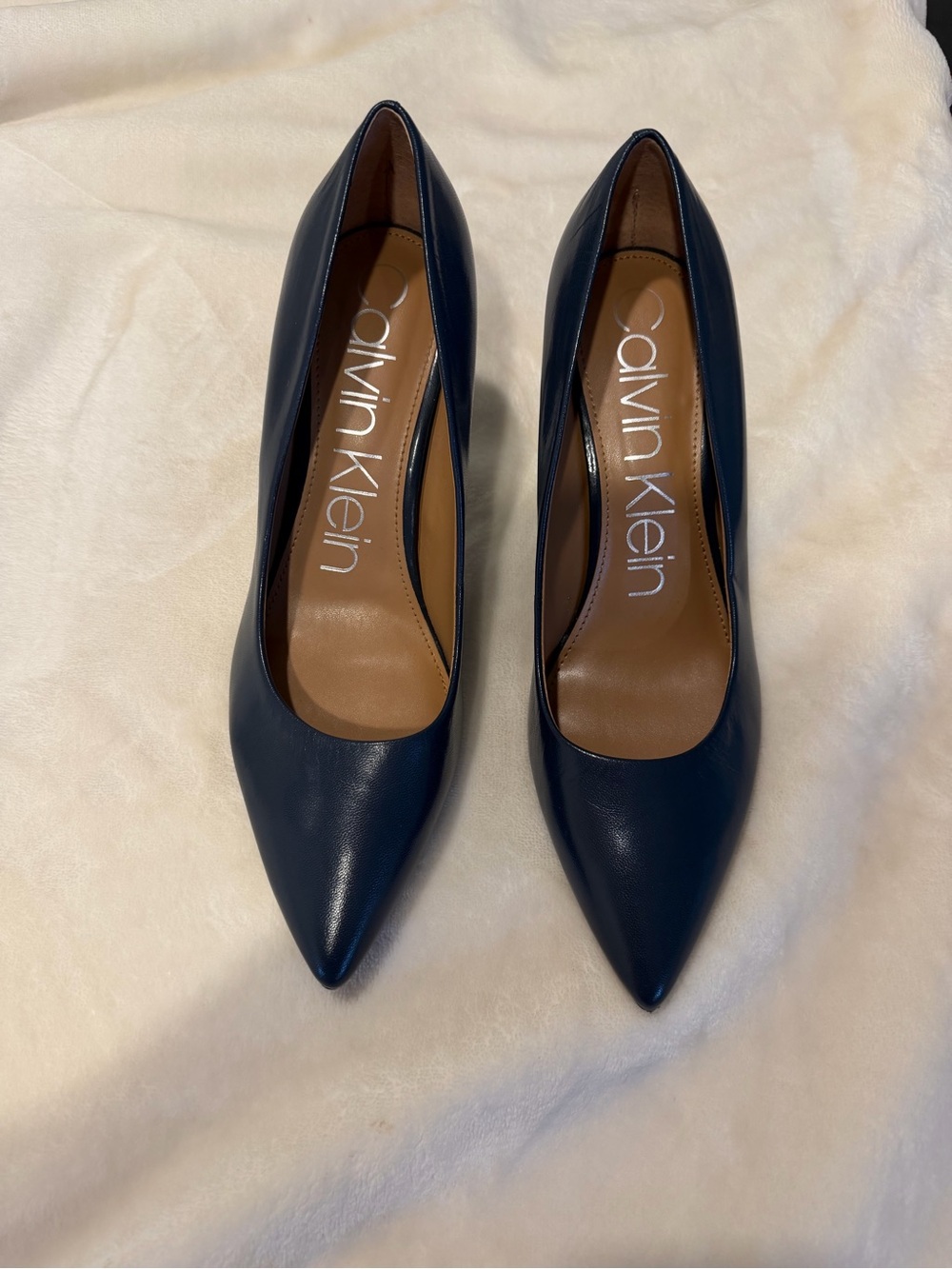 Calvin Klein Gayle Navy Leather Pumps Size 11M